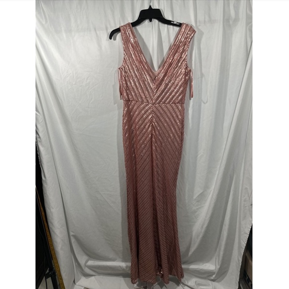 NWT $1395 Rene‎ Ruiz Collection [ 10 ] V-Neck Sequin Column Gown in Pink - Picture 7 of 15